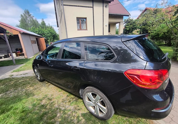 Opel Astra cena 25000 przebieg: 298000, rok produkcji 2012 z Złoczew małe 46